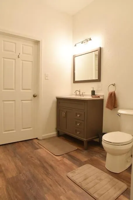 Holiday home Relax & Feel At Home During Your Pittsburgh Stay