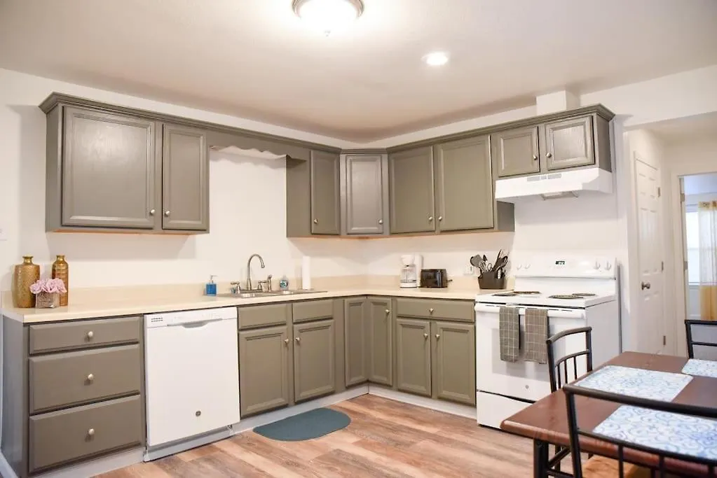 Relax & Feel At Home During Your Pittsburgh Stay 0*,  United States